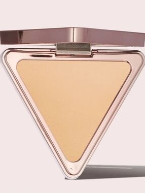 NIB Lys Beauty Triple Fix Translucent Pressed Setting Powder In Resilience